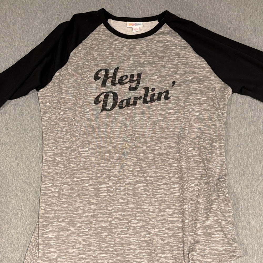 Black and Gray Raglan Three-Quarter Sleeve Tee - Hey Darlin’